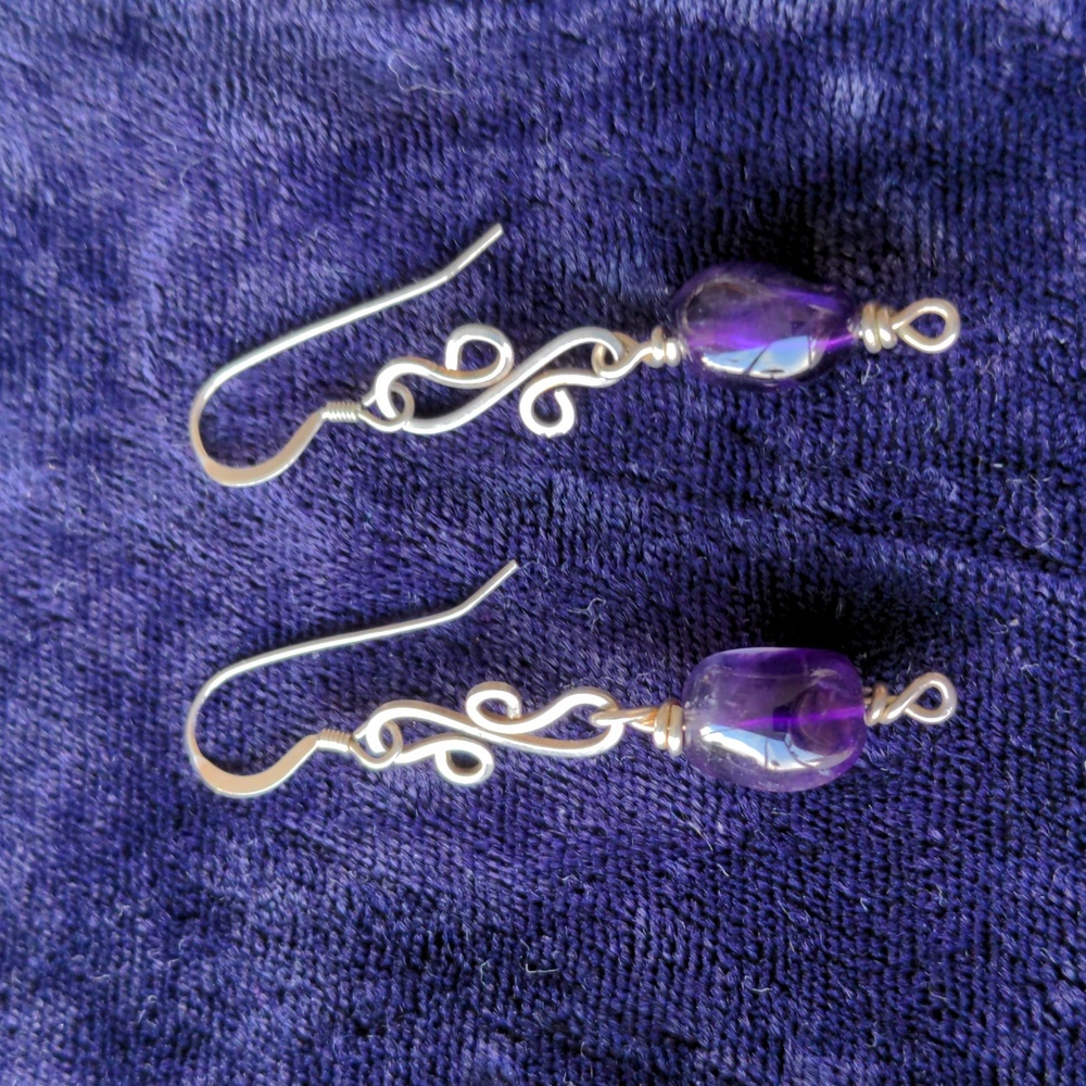 Vintage 925 sterling silver handmade earrings with natural purple amethyst
